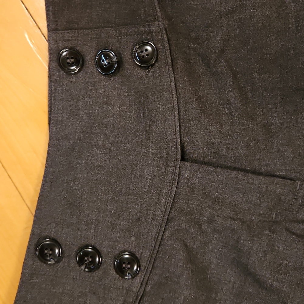 H&M • cuffed shorts | 10